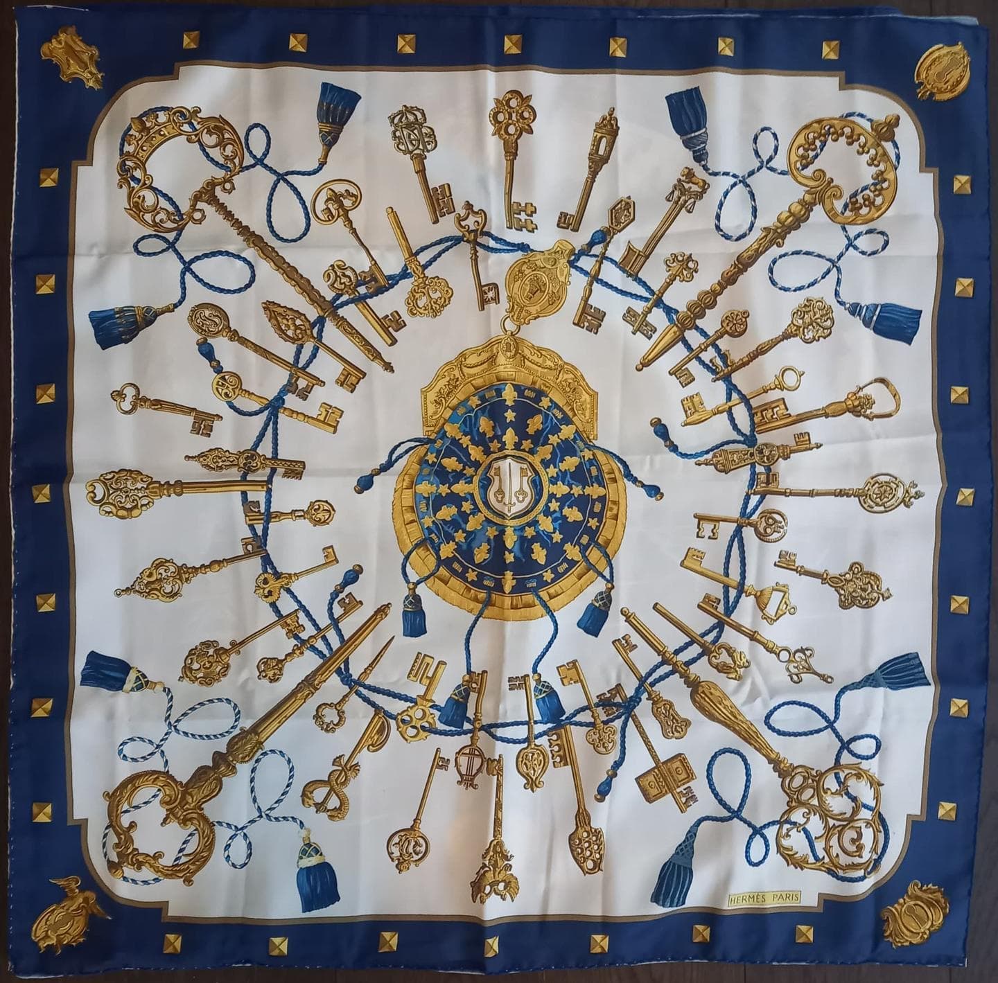 エルメス スカーフ「レクレ」blue バリエーション