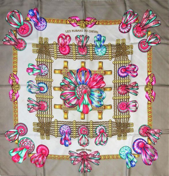 エルメス スカーフ「馬のリボン」gray バリエーション