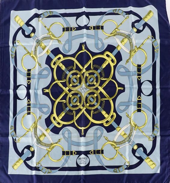 エルメス スカーフ「黄金の拍車」black バリエーション
